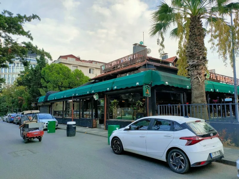 Fil Bira Bahçesi, Kadıköy, İstanbul