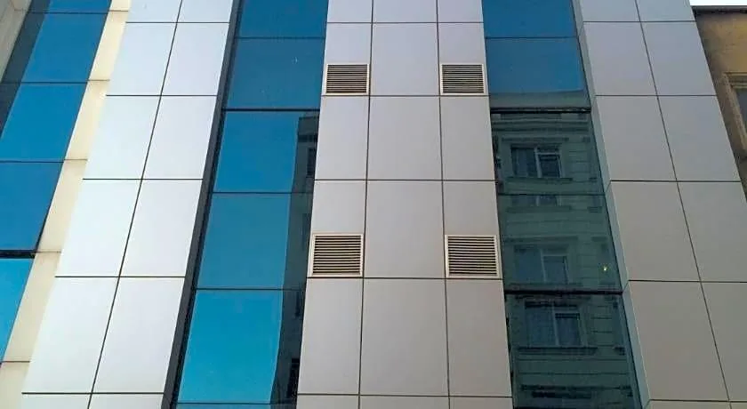 Hotel oral, Fatih