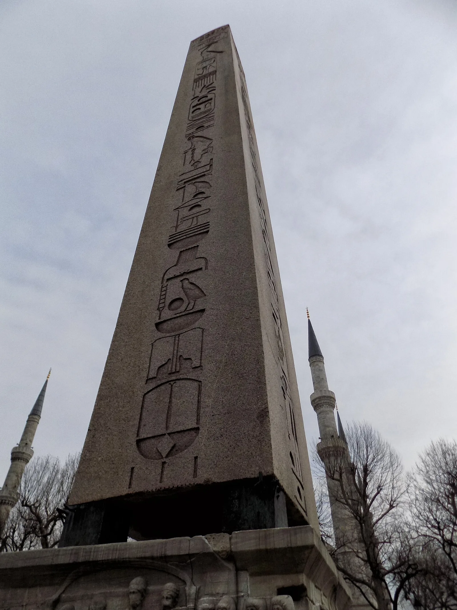 Dikilitaş (Sultanahmet), Fatih, İstanbul