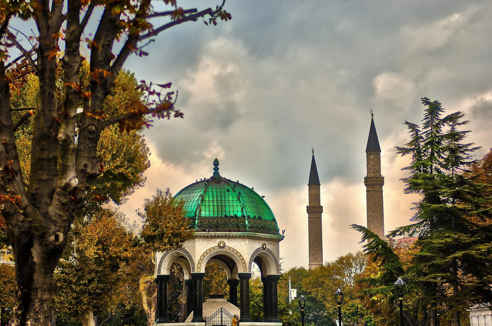 Alman Çeşmesi, Beyoğlu, İstanbul — Tarihi Yapı