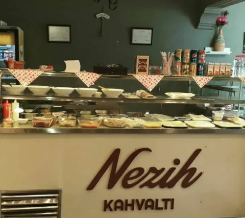Nezih Cafe & Restaurant, Kâğıthane, İstanbul — Kafe ve Pastane