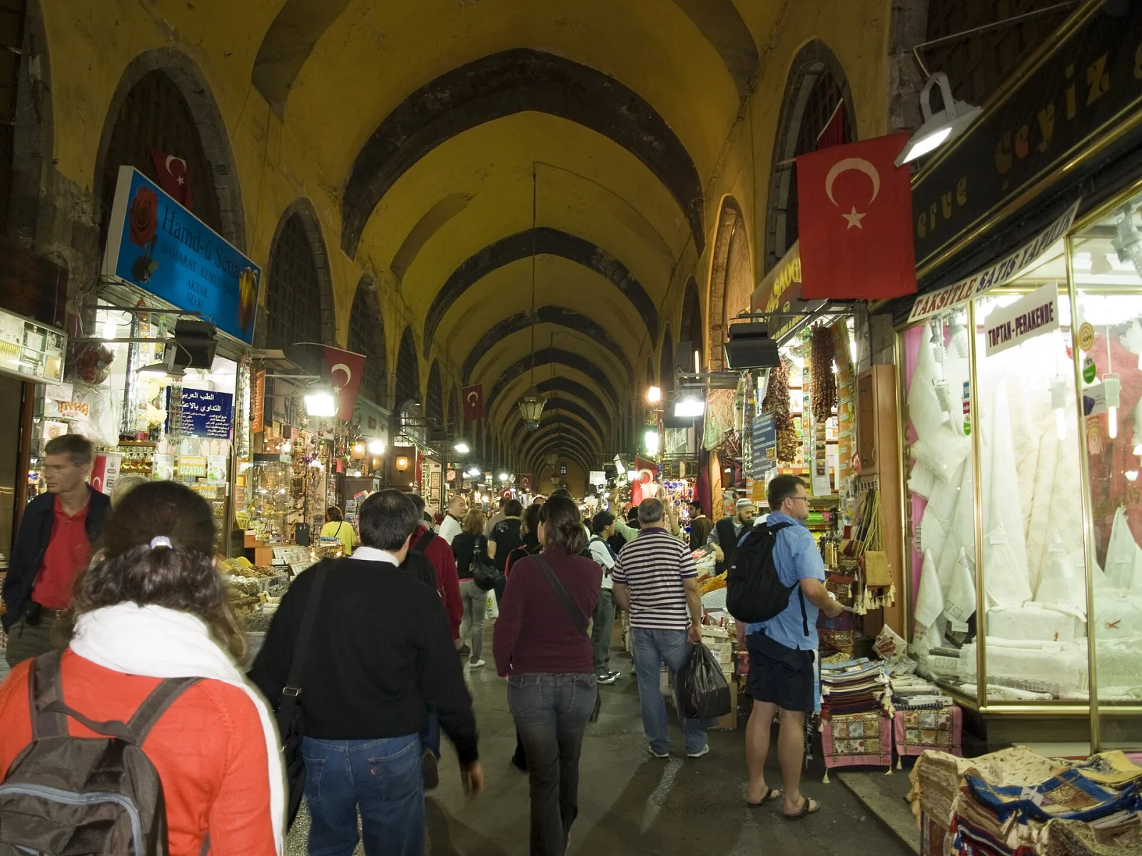 Bab-ı Hayat, Beyoğlu