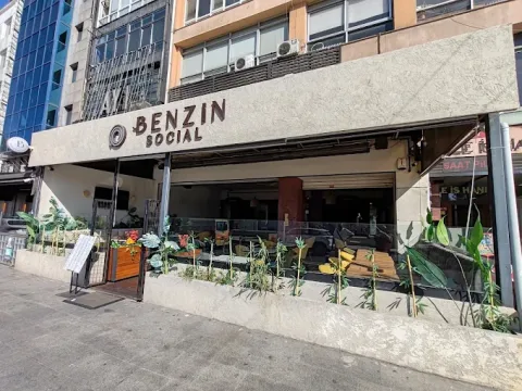 Benzin, Kadıköy, İstanbul