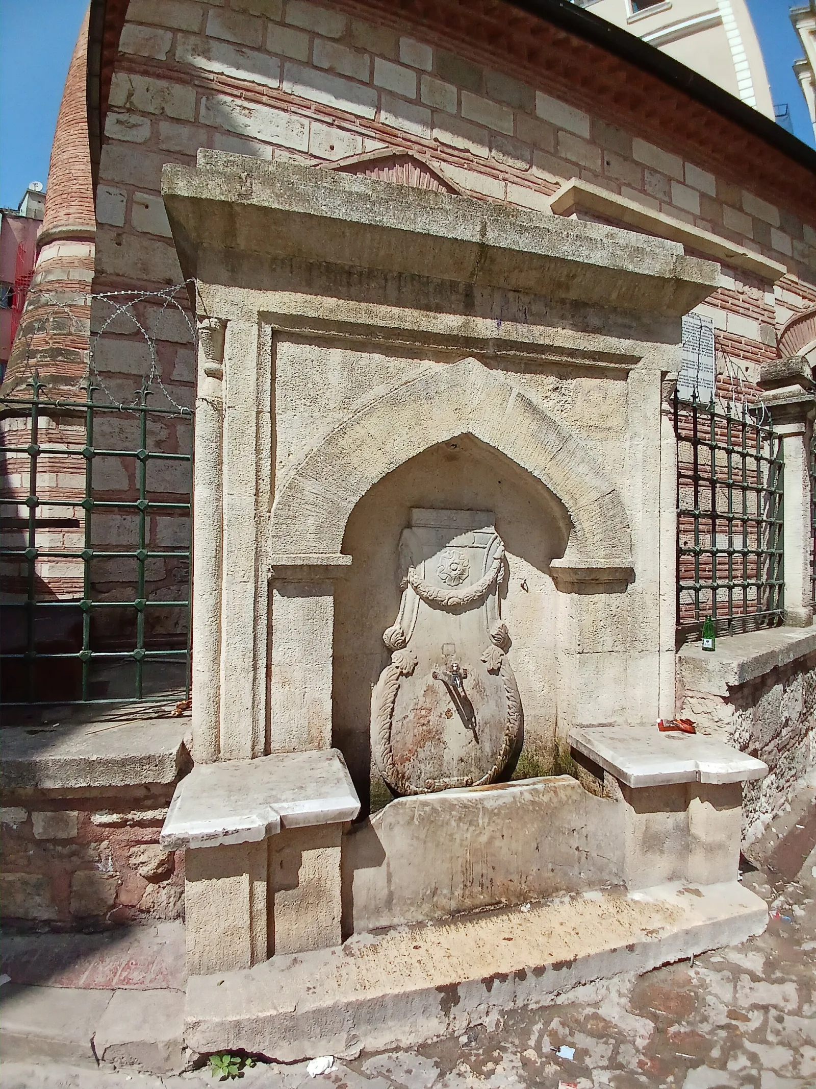 Bereketzade Çeşmesi, Beyoğlu, İstanbul — photo
