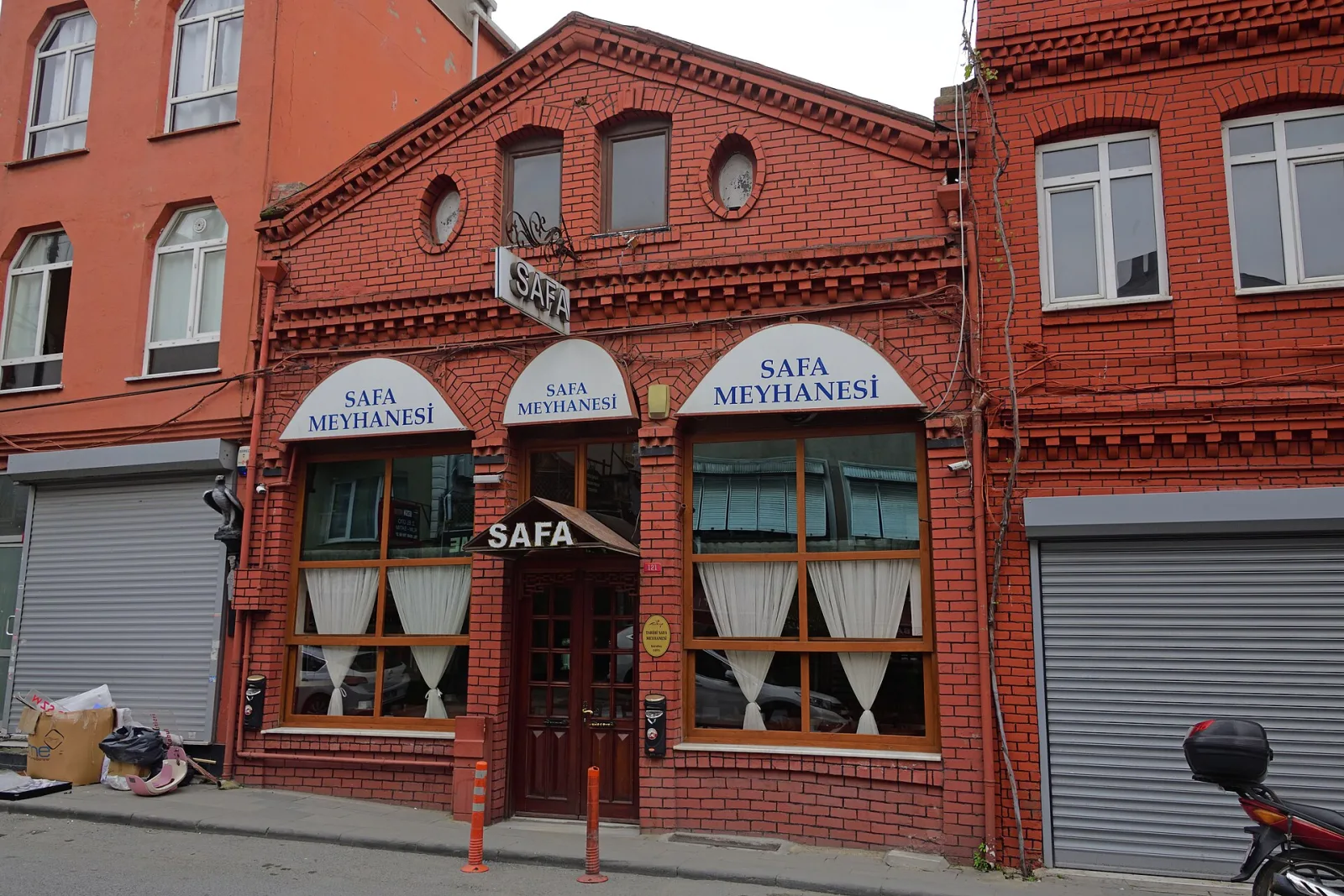 Safa meyhanesi, Zeytinburnu, İstanbul — Restoran