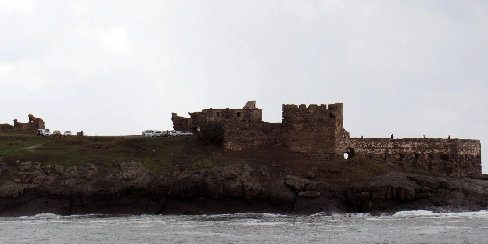 Rumeli Feneri Kalesi, Sarıyer, İstanbul — photo