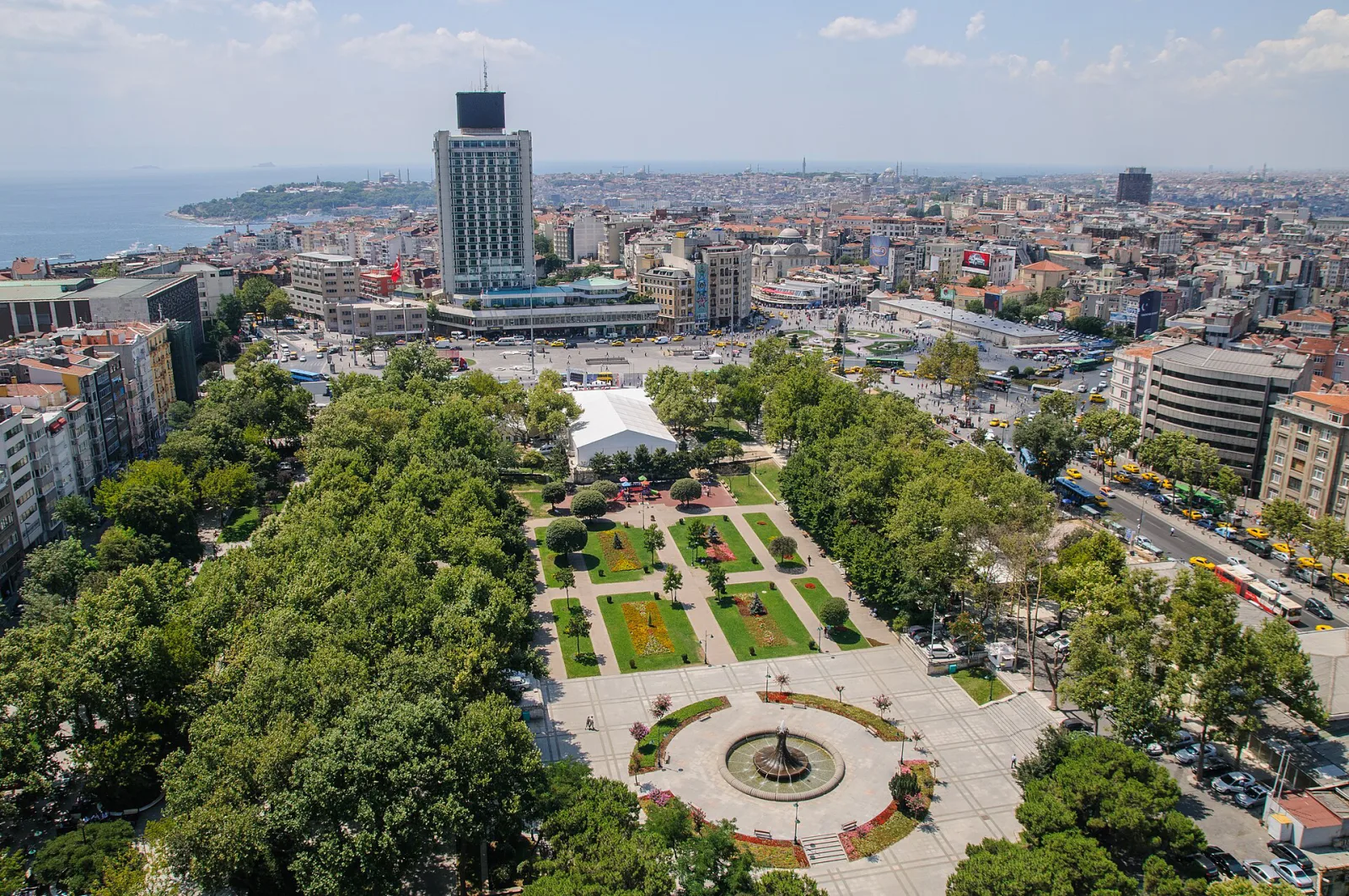 Taksim Gezi Parkı, Beyoğlu, İstanbul — photo