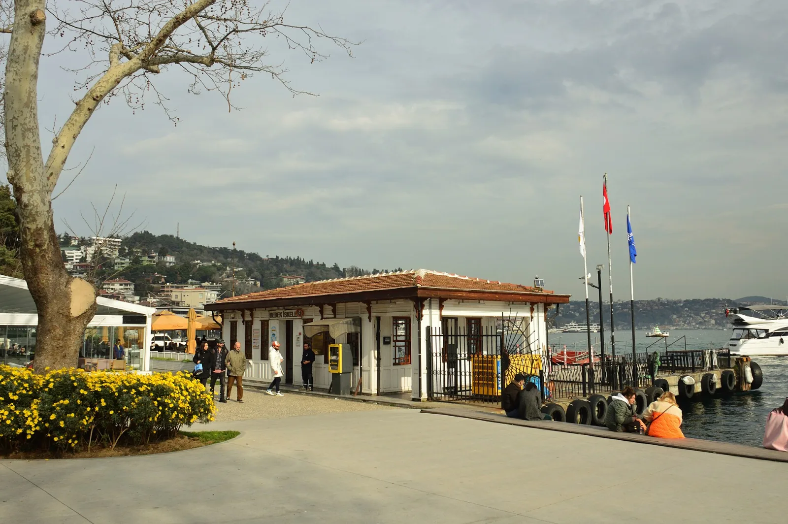 Bebek İskelesi, Beşiktaş, İstanbul — Sahil ve Kıyı