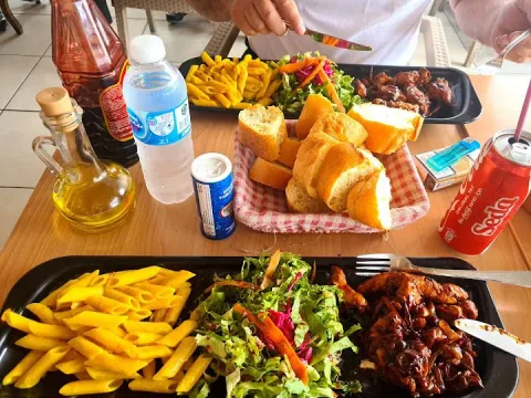 Gülüm Roma Dondurma & Cafe, Büyükçekmece, İstanbul — Kafe ve Pastane