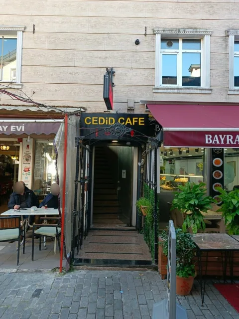 Paradise cafe, Eyüpsultan, İstanbul — Kafe ve Pastane