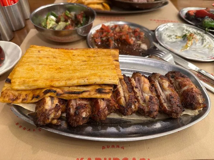 Kaburgacı Ziyafettin Acıbadem, Üsküdar, İstanbul — Restoran