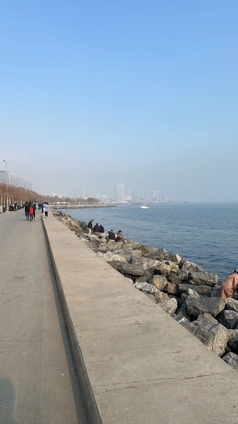 Bakırköy Sahil Parkı, Bakırköy, İstanbul — Park ve Doğa