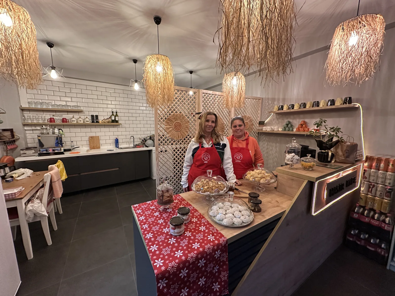 Hasır Cafe, Gaziosmanpaşa, İstanbul — Kafe ve Pastane