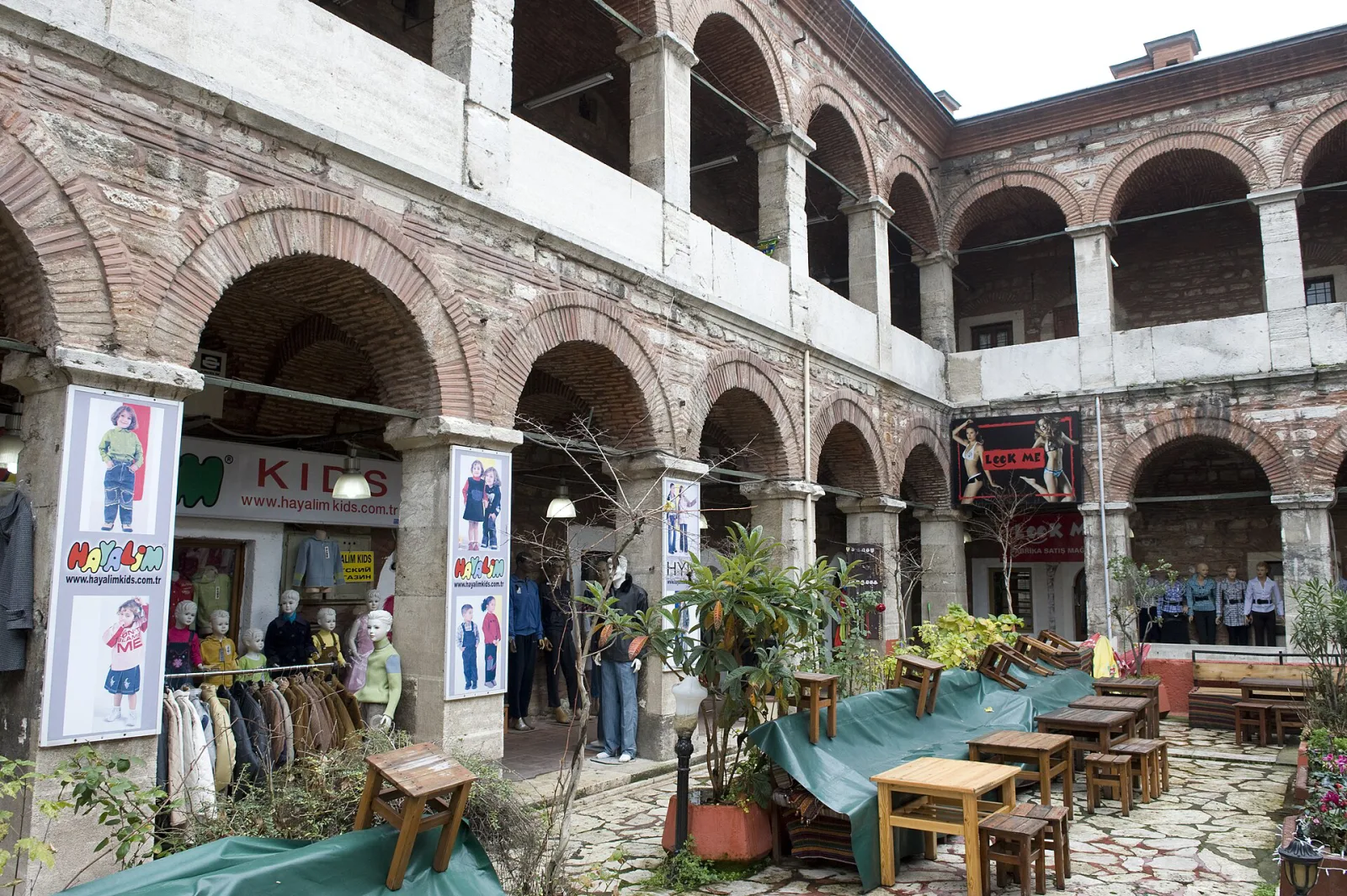 Laleli Çukurçeşme Hanı, Fatih, İstanbul — photo
