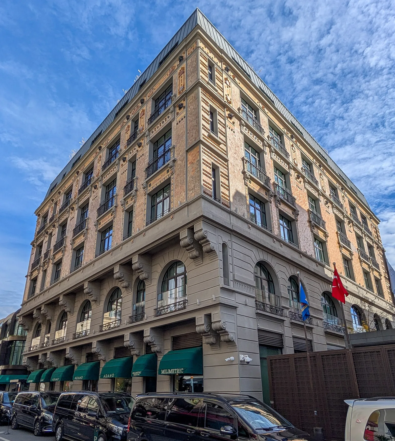 Abdi Kaptan Çeşmesi, Beyoğlu, İstanbul — Tarihi Yapı