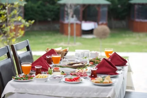 Bahçem Et Ocakbaşı Bahçede Mangal, Silivri, İstanbul — Restoran