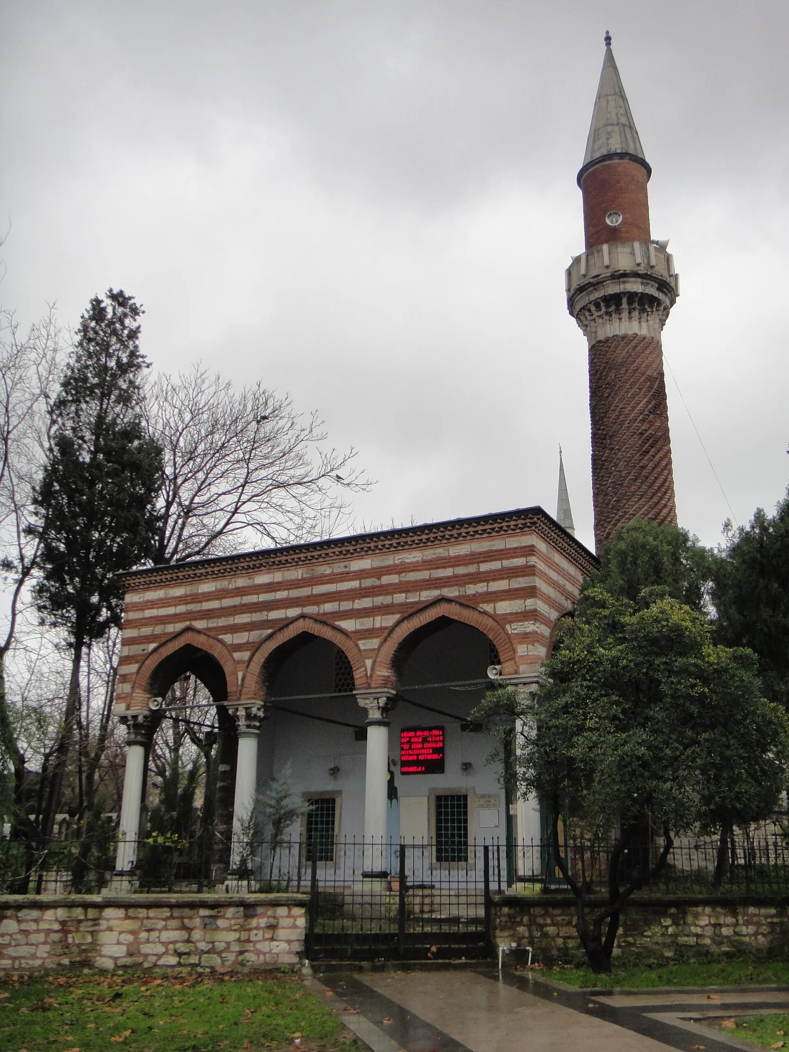 Burmalı Mescid Camii, Fatih, İstanbul — photo