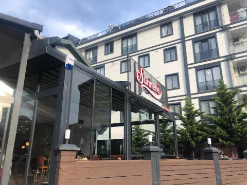 Sürmene Pide, Maltepe, İstanbul — Restoran