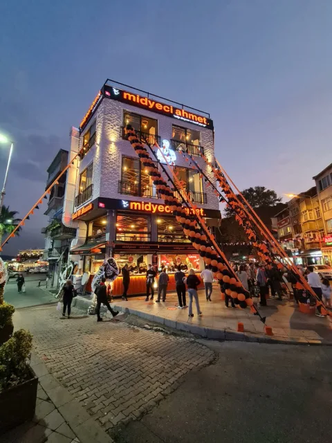 Midyeci, Sarıyer