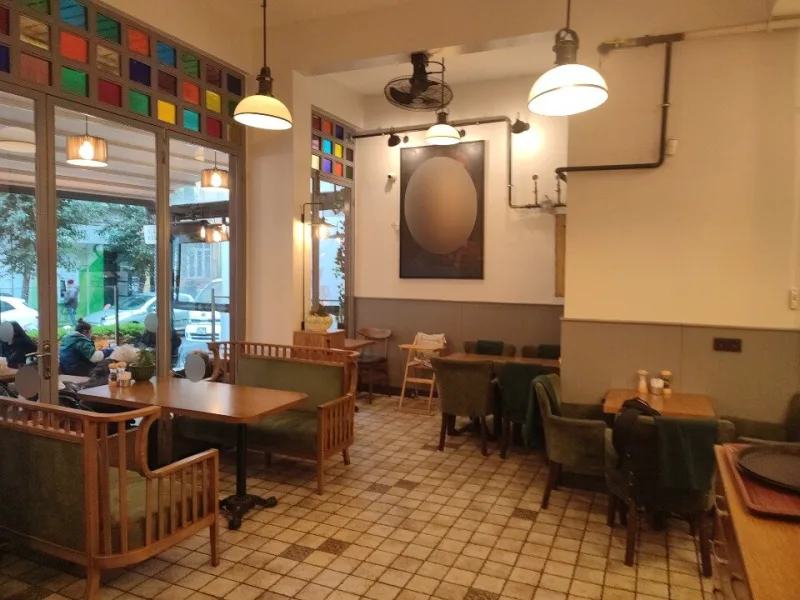 Firuz Cafe, Beyoğlu, İstanbul — Kafe ve Pastane