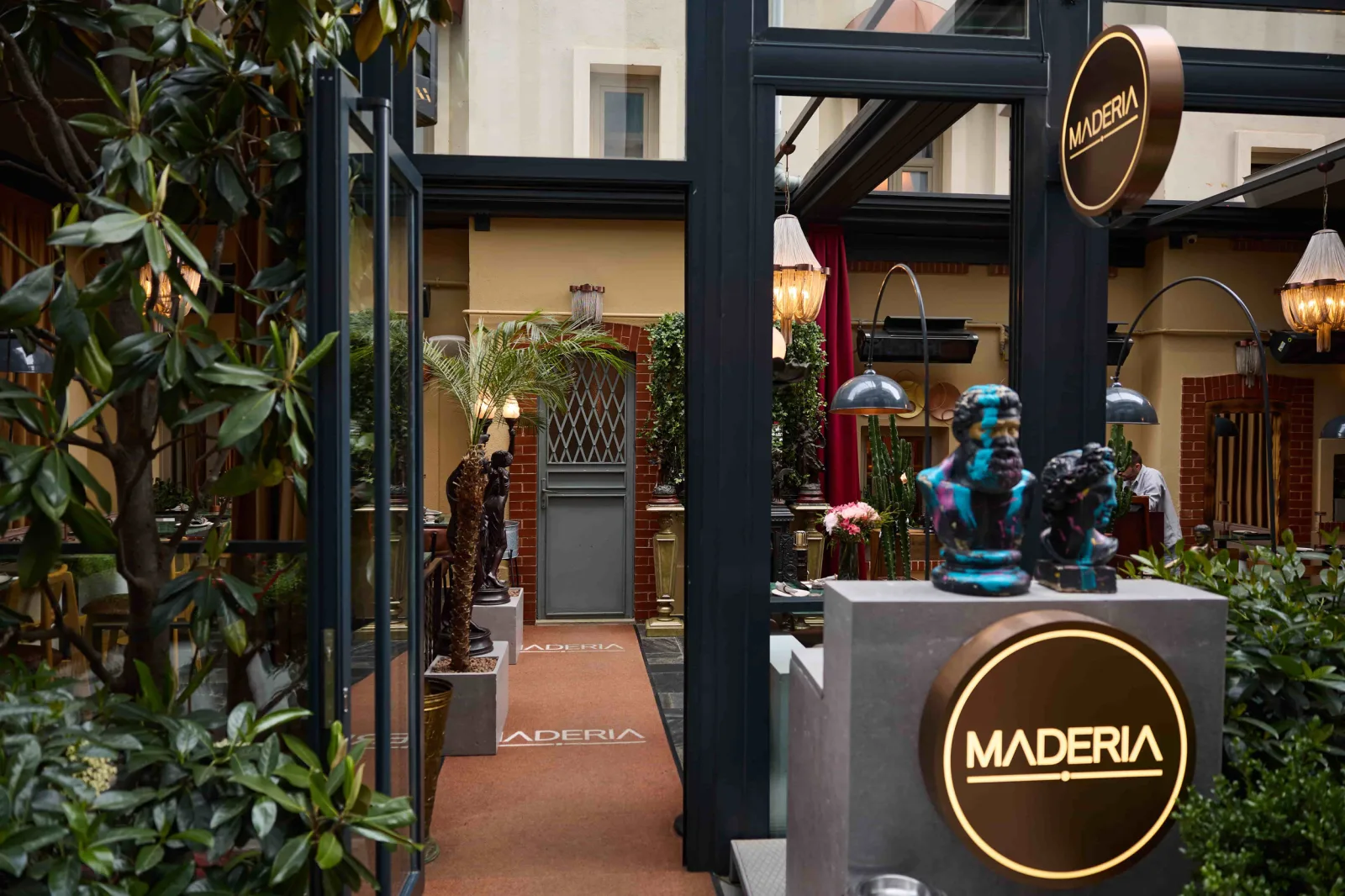 Maderia sushi bar, Şişli