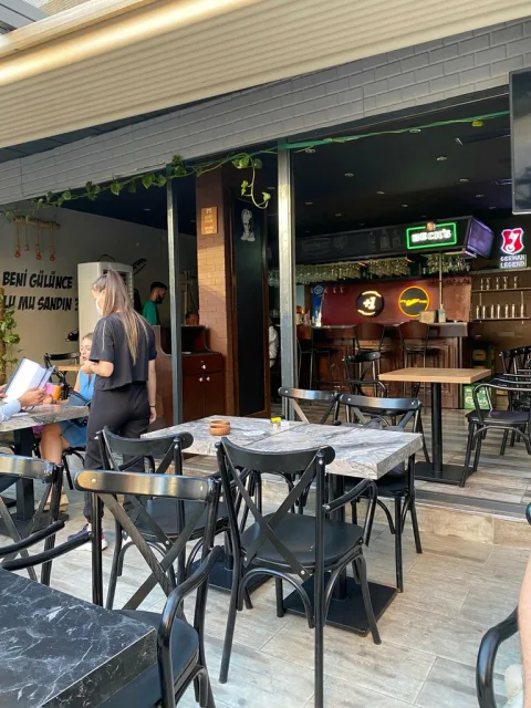 Kozzbeer, Kadıköy, İstanbul