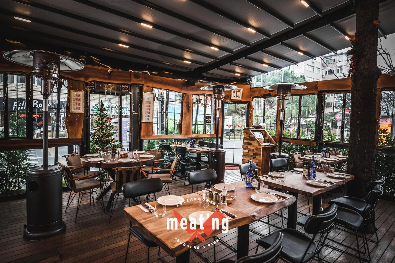 Meat'ng Steakhouse, Beşiktaş, İstanbul — Restoran
