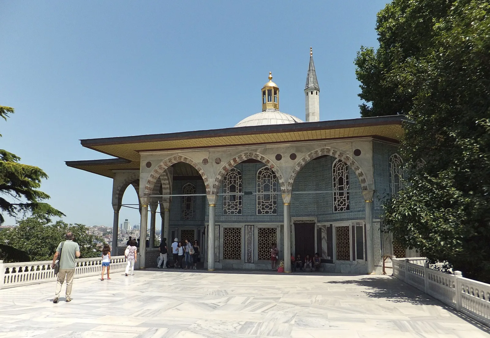 Bağdat Köşkü, Beyoğlu, İstanbul — Tarihi Yapı