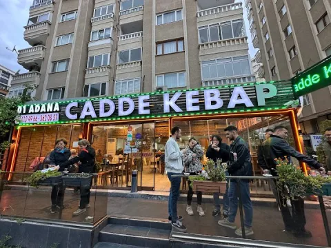 01 Adana Cadde Kebap, Kadıköy, İstanbul — Restoran