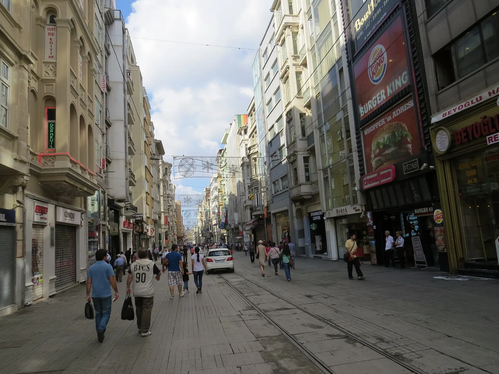 İstiklal Caddesi, Beyoğlu, İstanbul — photo