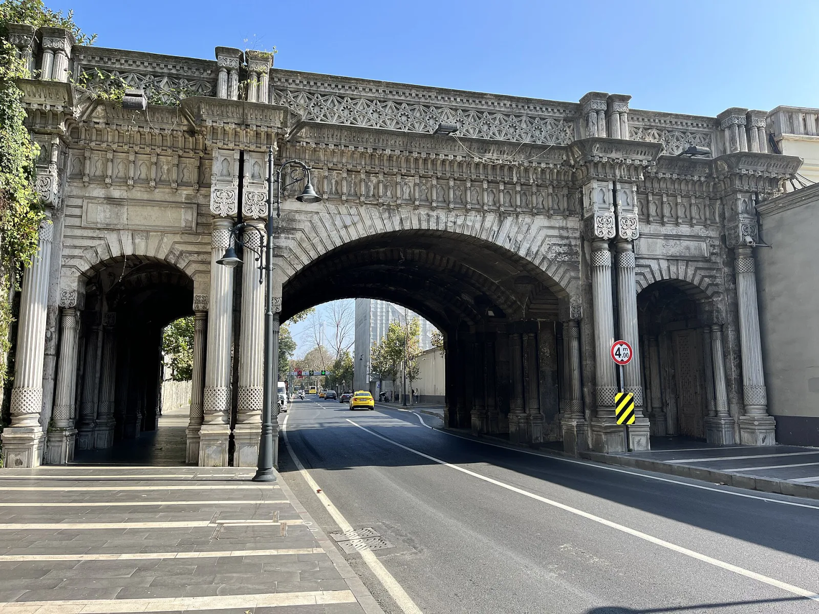 Çırağan Sarayı, Beşiktaş, İstanbul — Tarihi Yapı