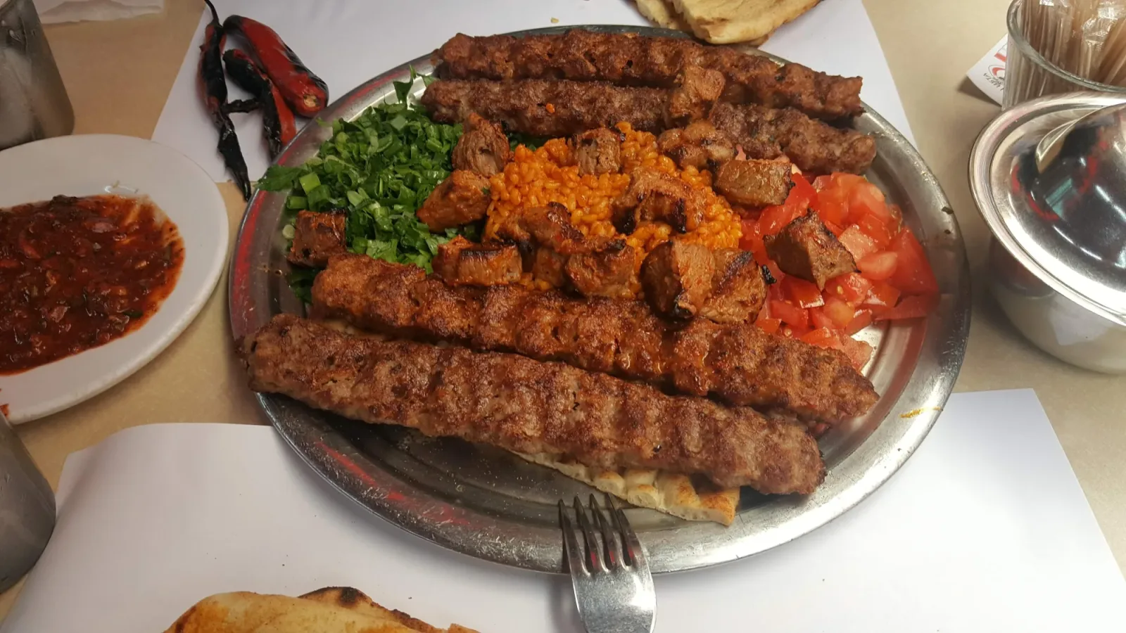 Kebapçı Çetin Usta, Güngören, İstanbul — Restoran