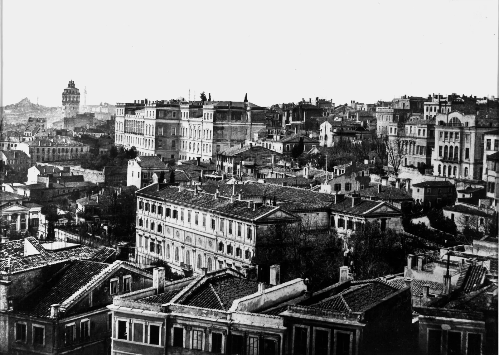 Fransız Sarayı, Beyoğlu, İstanbul — Tarihi Yapı
