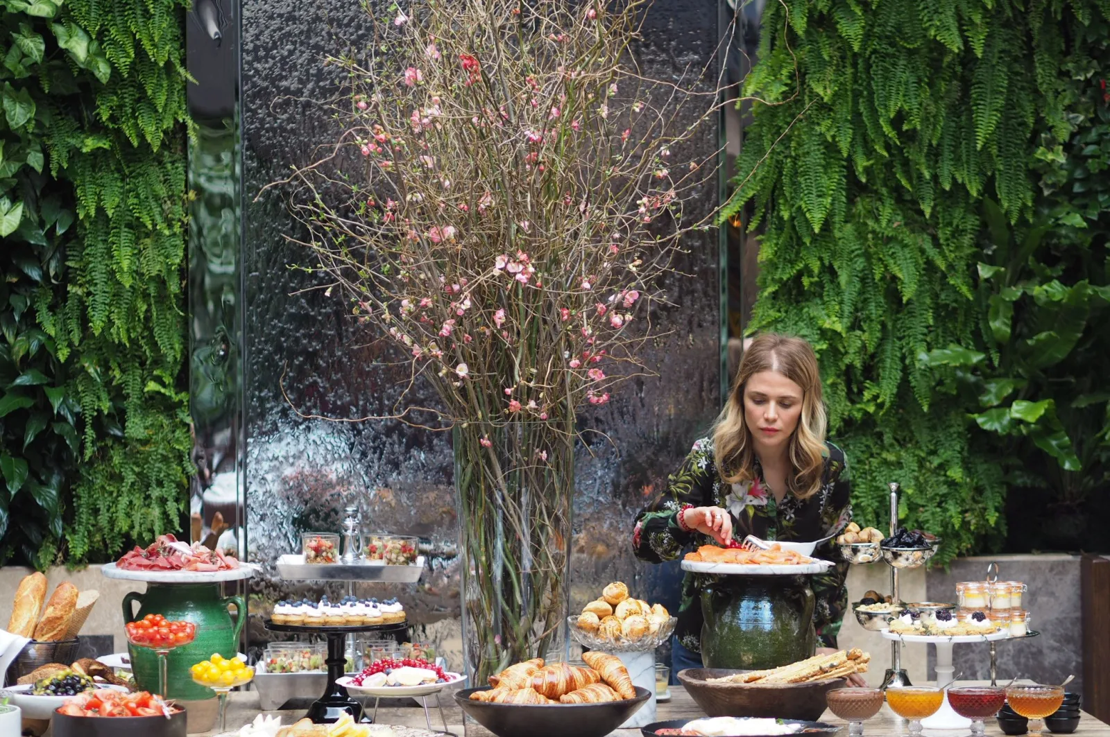The House Cafe İstiklal, Beyoğlu, İstanbul — Kafe ve Pastane